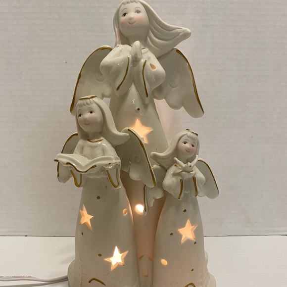 Porcelain Trio of Singing Angels with Night Light - Picture 1 of 5